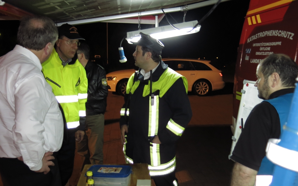 Als amtierender Bürgermeister bei der Unwetter-Einsatzleitung im Mai 2013